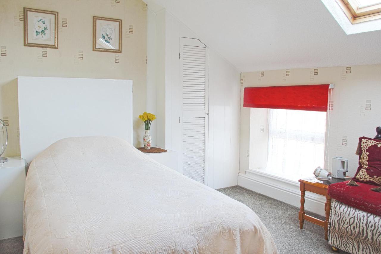 Ashfield Guesthouse Дуглас Екстер'єр фото