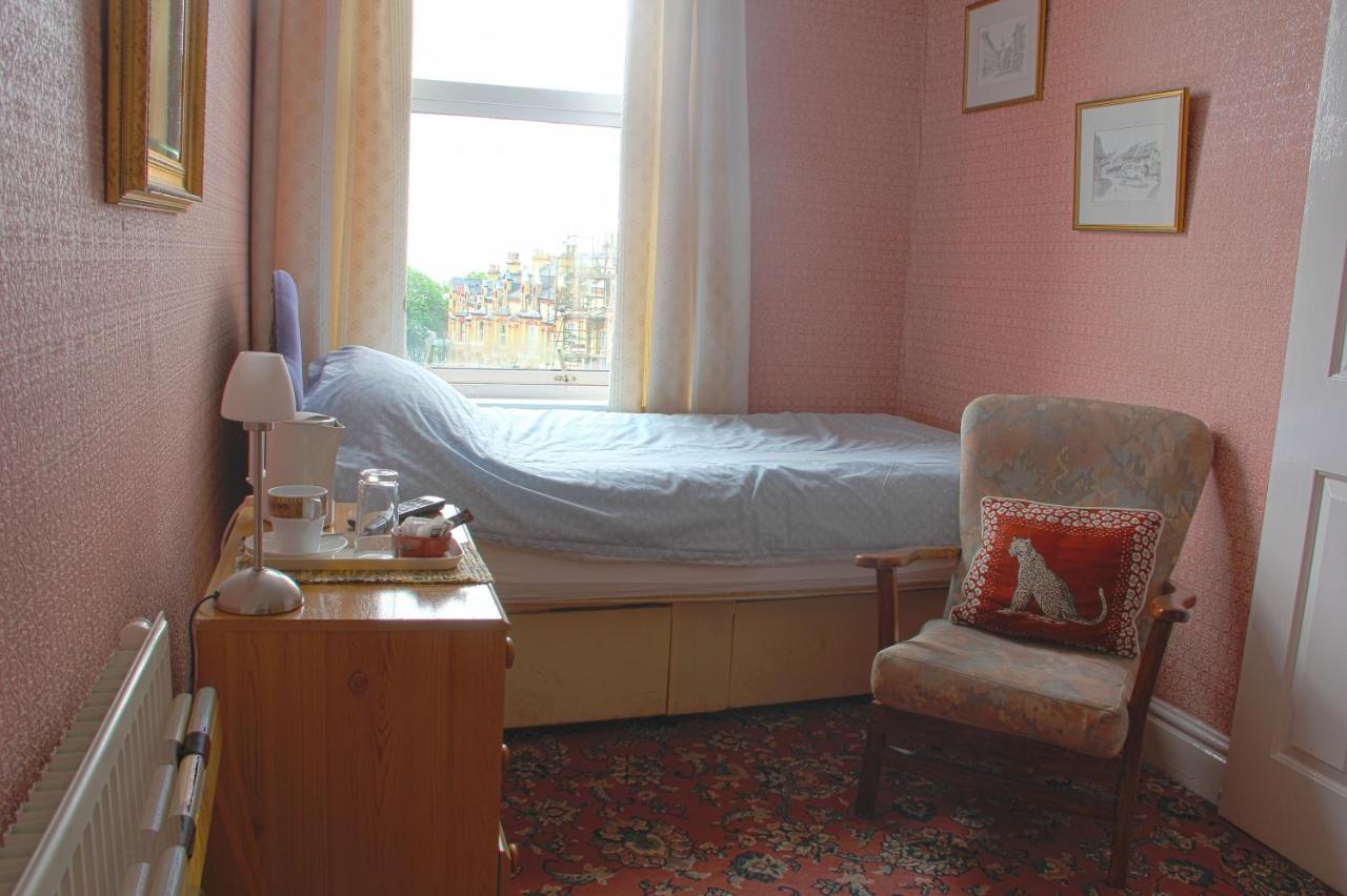 Ashfield Guesthouse Дуглас Екстер'єр фото